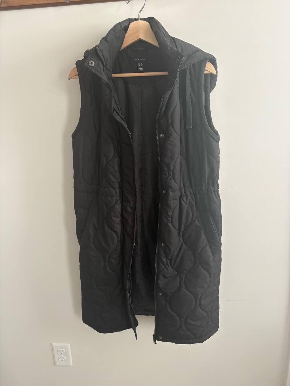 New Look Black Quilted Long Hooded Gilet Vest